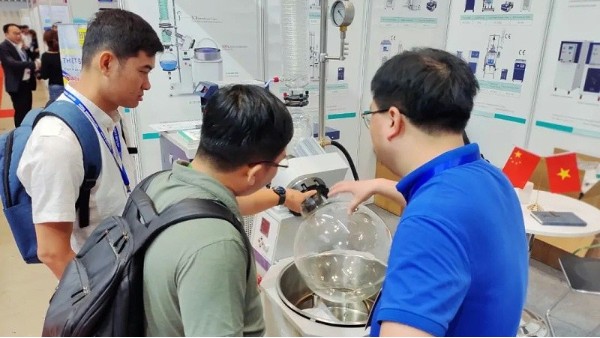 影响旋转蒸发仪蒸馏效率的因素